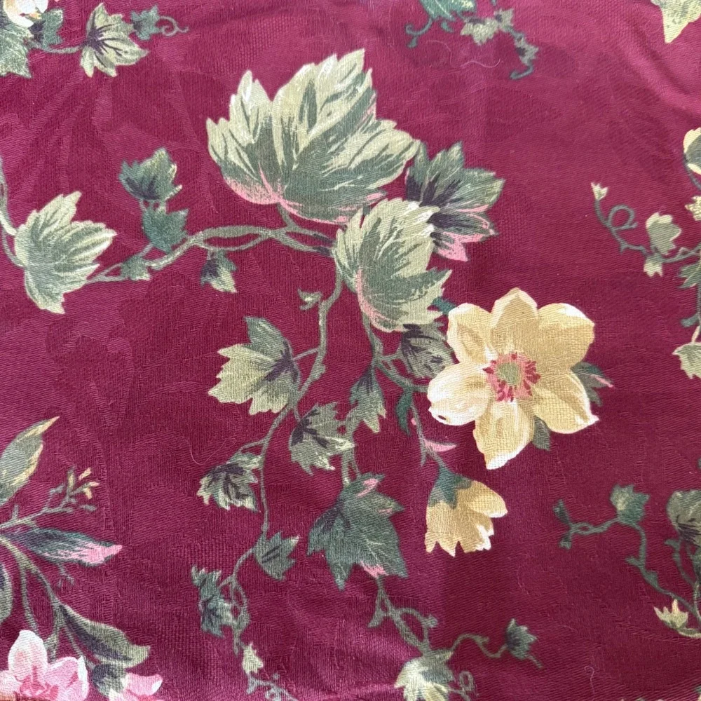 2 Waverly Home Classics Chianti Merlot Floral Rod Pocket Curtain Panels 42x84